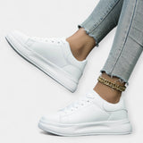 Noémi | Minimalistic White Sports Sneakers