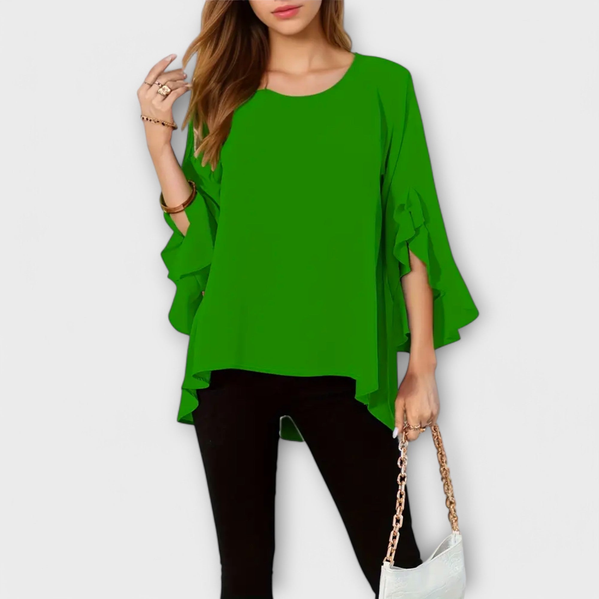 Anđa – Fluida Blusa s Volanima