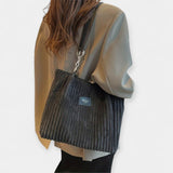 Noémi | Stylized Mekana Kordura Bag